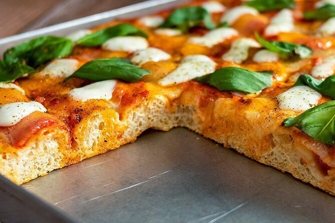 Pizza Cooking Class with Tiramisù and Wine Tasting in Milan - Why this cooking class works well in Milan