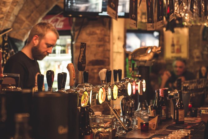 Private: Discover Bruges beers & brewery with chocolate pairing by a young local - How much beer will you taste?