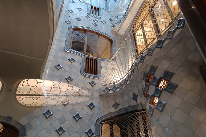 Private First Access Casa Batlló Experience With Breakfast - Inside Casa Batlló with a guide