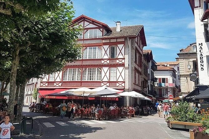 Private French Basque Tour: Biarritz, Bayonne & Chocolate - Hendaye’s beaches, harbor, and Abbadia