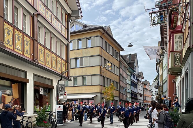 Private Guided Swiss Alps Day Trip from Zurich with Hotel Pick-Up - Practical details before you reserve