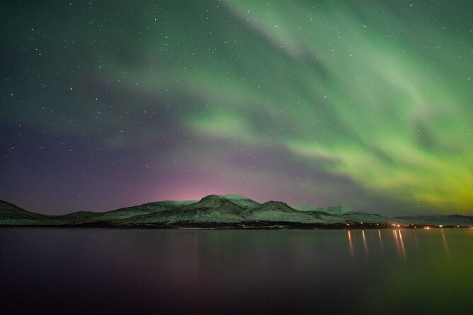 Private Northern Lights Tour - Champagne & Chocolates Aurora Hunt - Mercedes comfort or Super Jeep muscle