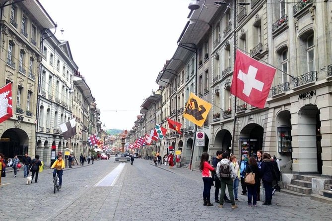 Private Swiss Cheese and Chocolate Tour from Interlaken - Maison Cailler and the chocolate stop
