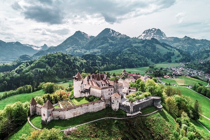 Private Tour to Gruyères, Chocolate & Cheese Factory from Geneva - What the private format is really worth