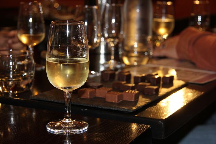 Private Wine and Chocolate Tasting Experience - Why the guide can make or break the experience