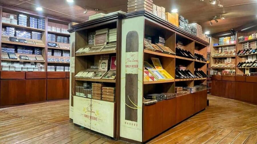Punta Cana: Don Lucas Cigar, Chocolate, & Rum Tour - Chocolate made from local cacao