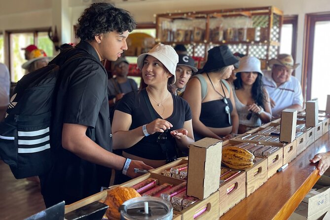 Roatán Island Tour: Sloth & Monkey Park, Rum, and Chocolate - Rum cakes, samples, and West Bay views