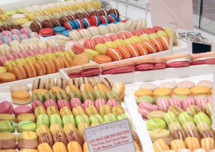 Saint-Germain-des-Prés: Pastry and Chocolate Walking Tour - How much walking and eating to expect