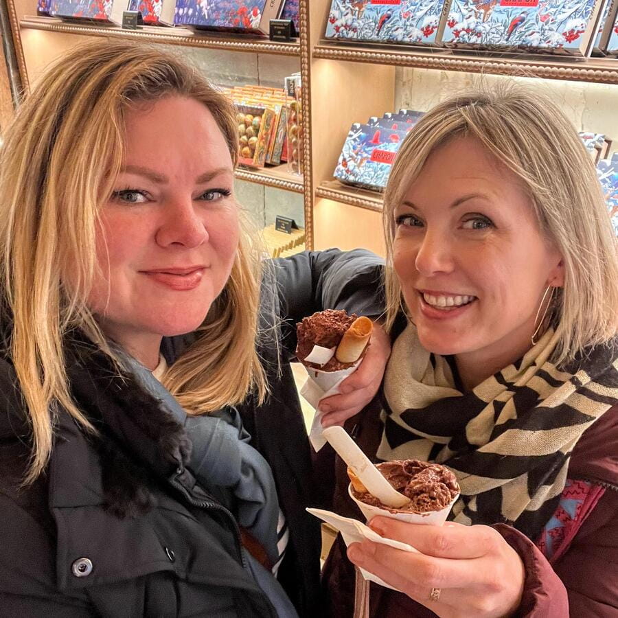 Saint-Germain: Gourmet Chocolate & Pastry Walking Food Tour - Key points to know before booking