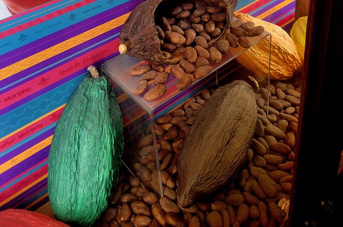 Santa Fe Chocolate Tasting and History Exploration Tour - Three chocolatiers around the Plaza