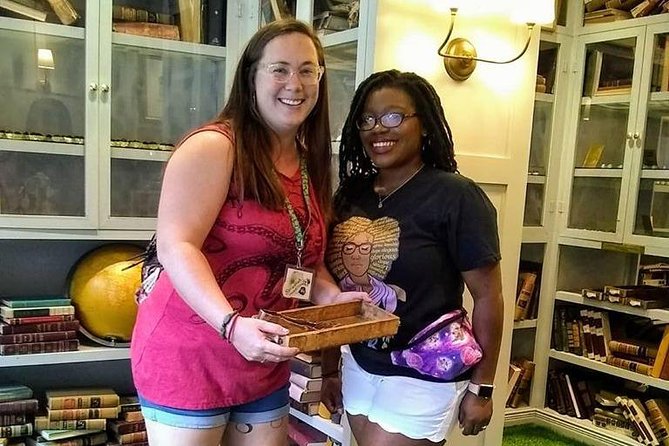 Savannah History plus Coffee and Chocolate Walking Tour - Starting at Wright Square with coffee in mind