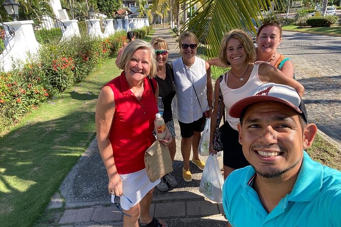 Sayulita Magical Town Tour: Local food, and chocolate. - Who will enjoy this Sayulita outing?
