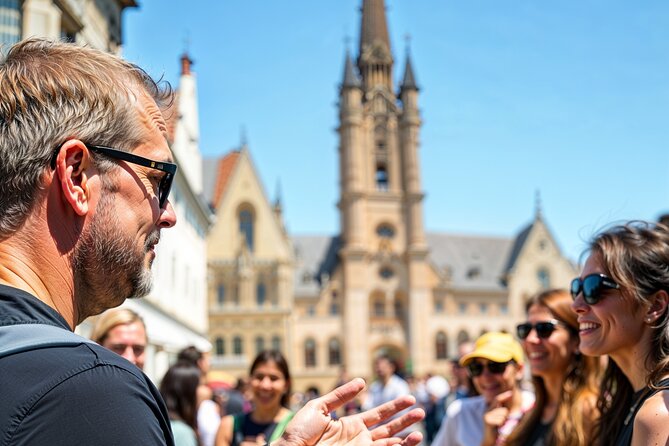 Secrets of Bruges: Walking Tour With a Chocolate and Waffle Bite - Why this Bruges walk works so well