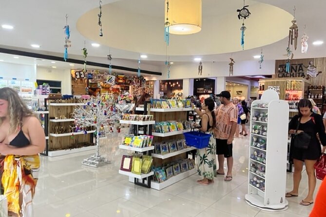 Shopping Tour Punta Cana Larimar Chocolate Cigar Factory souvenir - A few practical tips for a better visit