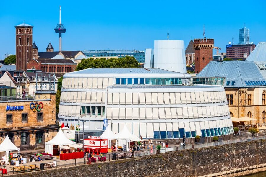 Skip-the-Line Chocolate Museum & Old Town Guided Tour - Private pickup and the one-way transfer