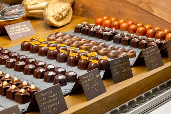 Swiss Experience: Chocolate Tasting and City Tour of Basel - Why chocolate works so well with a Basel city walk