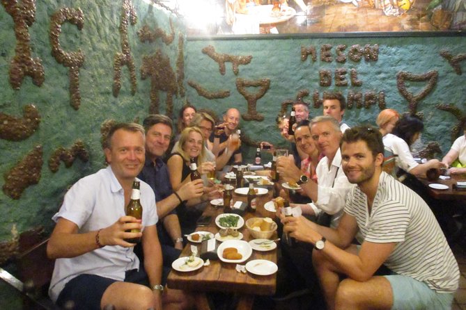 Tapas and history tour ending with churros with chocolate - Key details before you book