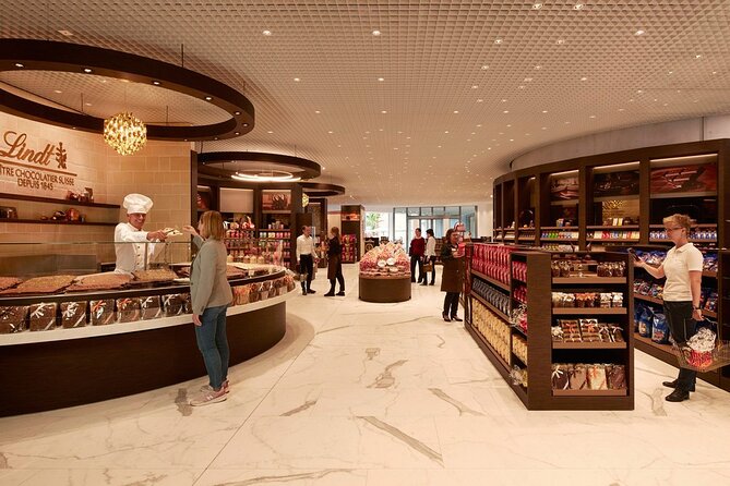 Tour in Lindt Home of Chocolate Museum From Zurich With pickup - Who should book this experience?