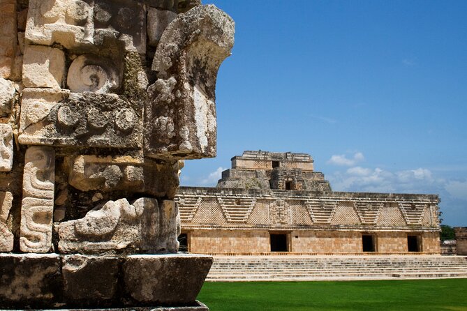 Tour to Uxmal Kabah and Chocolate Museum from Mérida - How to prepare for the heat and stone steps