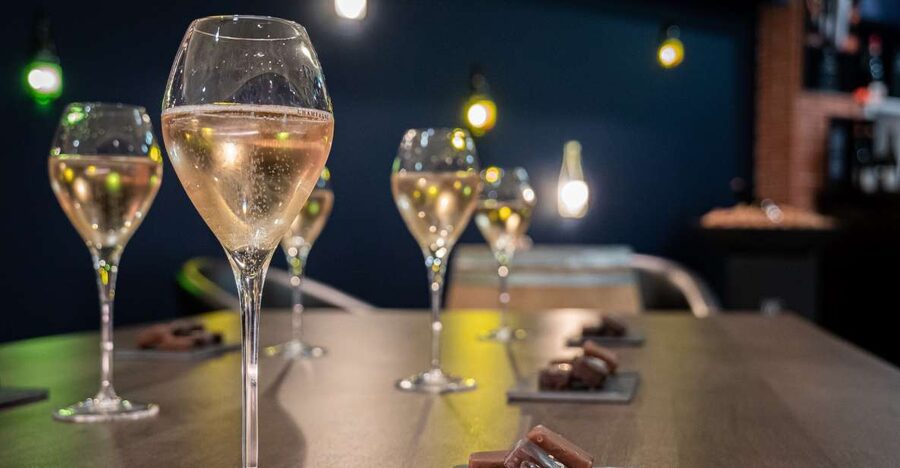 Trio Chocolaté - Tour en français - Champagne Passy-Grigny - Should you book Champagne Dom Caudron?