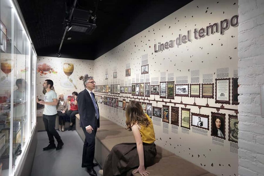 Turin: Visit to the Chocolate and Gianduja Museum, Choco-Story Torino - The tasting: three chocolates and one gianduiotto