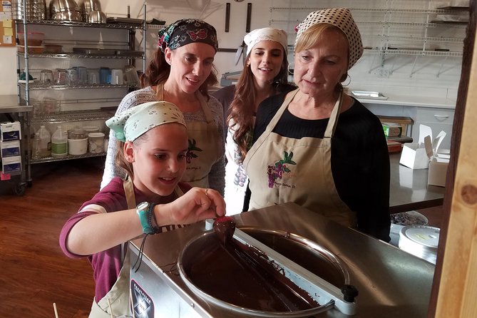Ultimate Chocolate Experience - Starting With Cocoa Nibs and Three Chocolate Types