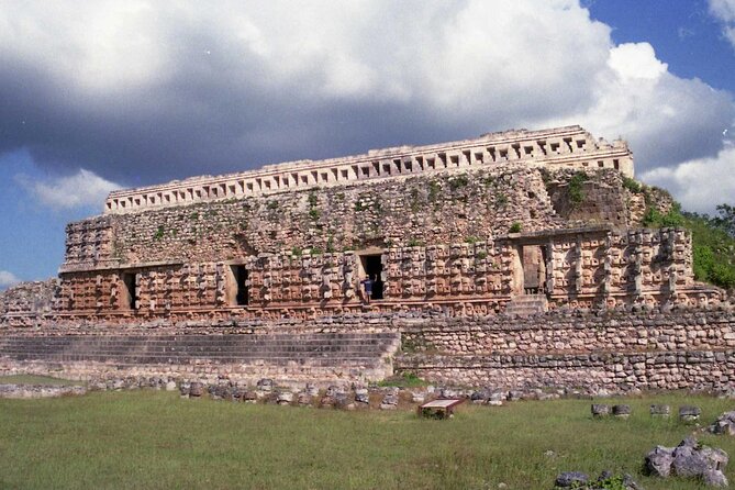 Uxmal and Kabah Ruins Tour with Chocolate History - Kabah gives the ruins a second rhythm