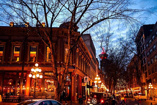 Vancouver Food Tour with 6 Tastings of Sushi, Chocolate, and more - The Steam Clock and Gastown’s tourist center