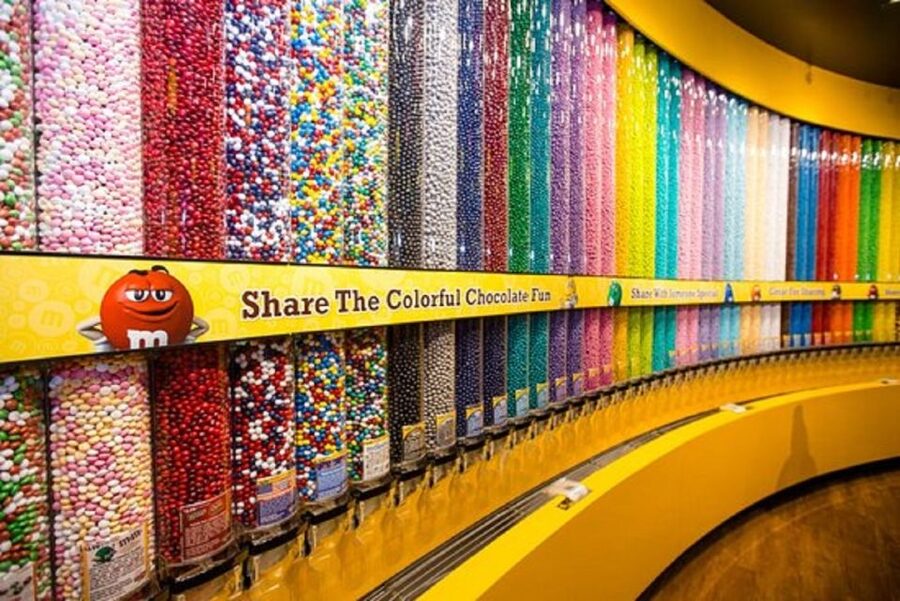 Vegas: Taste, Explore & Shop Chocolate Tour - What the $159 price really covers