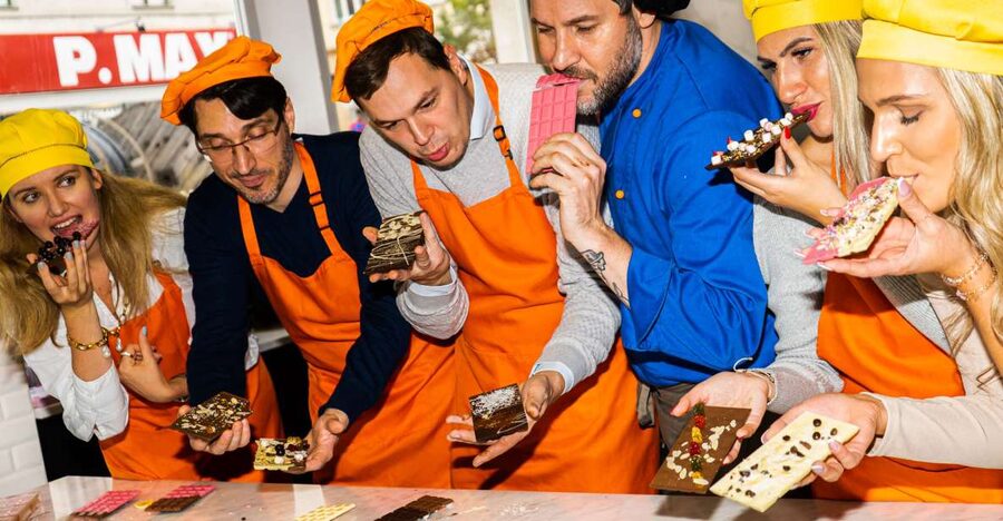 Vienna: Chocolate Workshop in Chocolate Museum w/ Tasting - Making chocolate instead of just looking at it