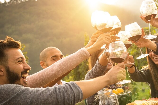 Yarra Valley Wine Tour inc lunch with a glass of wine, tastings and chocolate - Why this Yarra Valley tour works well
