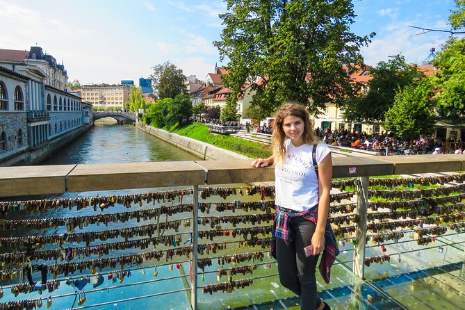 Zagreb: Lake Bled & Ljubljana Day Tour with Chocolate Gift - The guide makes the difference