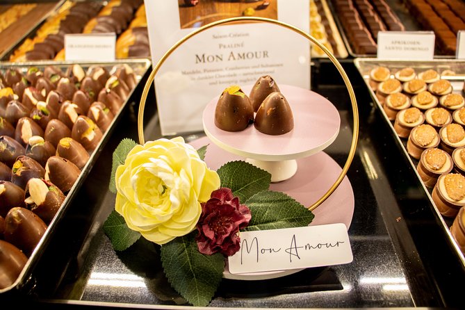 Zurich: Chocolate Tasting and Walking Tour with a Local - Stop four and the café drink