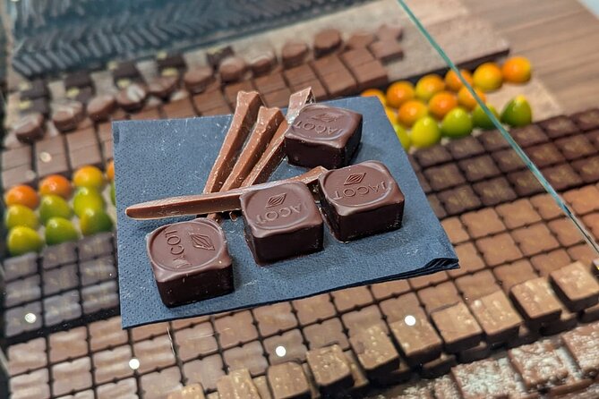 Zurich Chocolate Tour: Discover Artisan Chocolate and Its History - What $79.88 buys you in Zurich