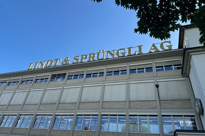 Zurich City & Lindt Home of Chocolate Last-Minute Tour - Paradeplatz and the financial center