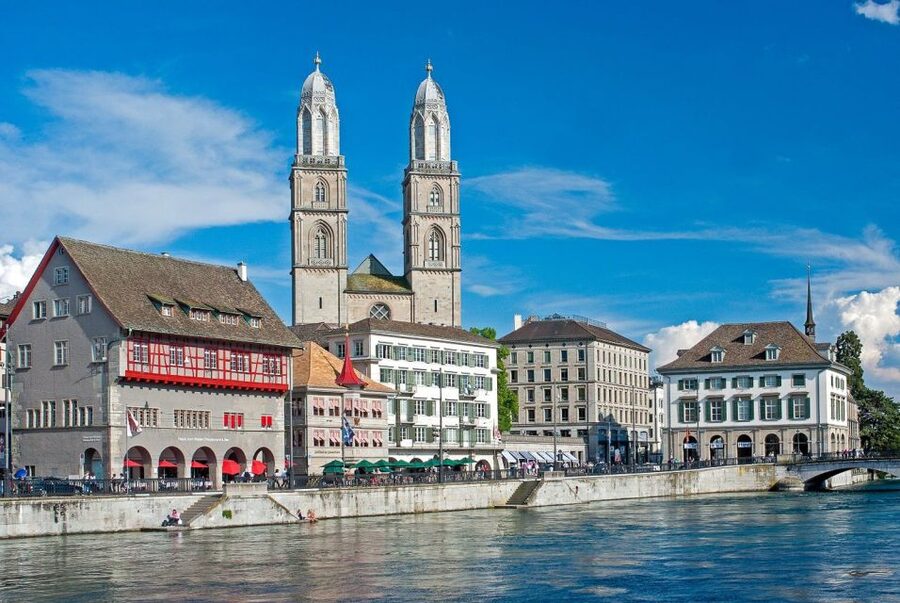 Zurich: City Tour, Cruise, and Lindt Home of Chocolate Visit - Is $103 a good price?