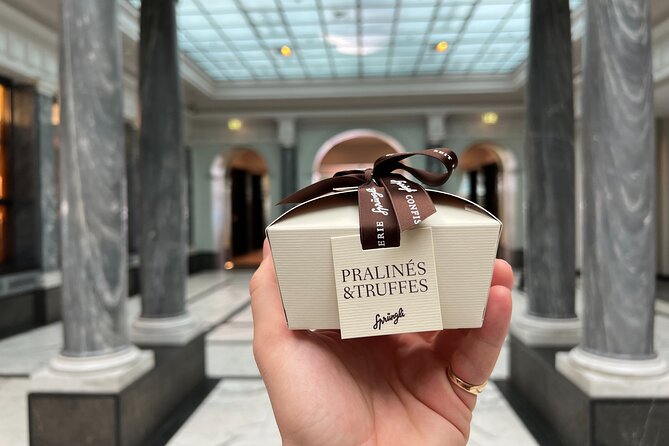 Zurich Food Tour with 10 Local Delicacies, Cheeses & Chocolates - The guides make or break the experience