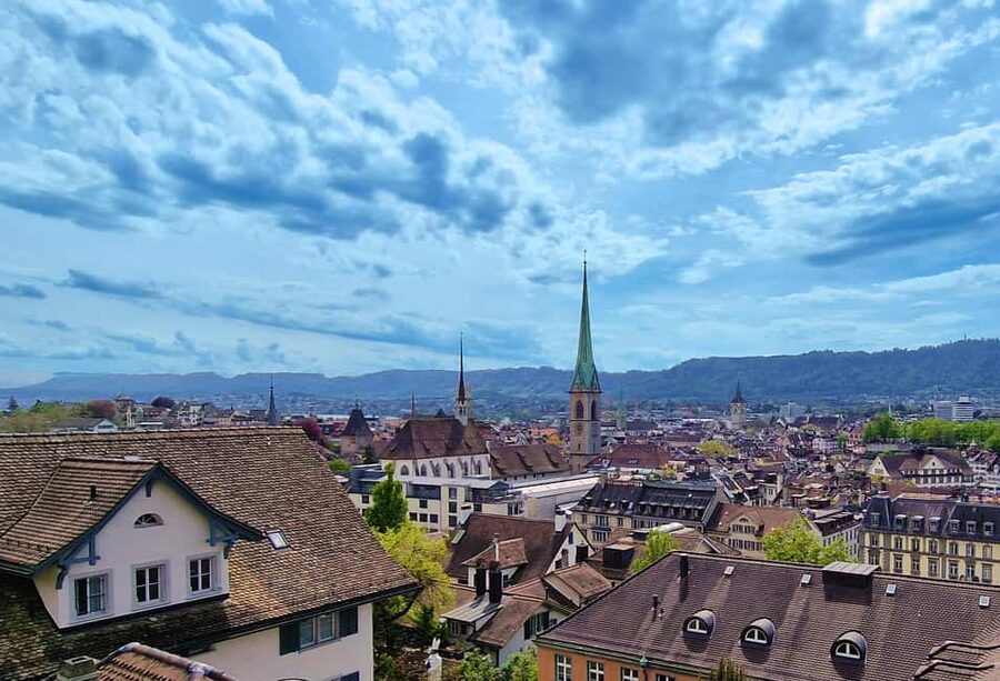 Zurich Open-top Tour and Chocolate and Cheese Countryside - Maestrani’s Chocolarium in 75 minutes