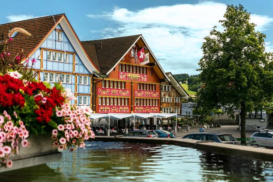 Zurich Open-top Tour and Chocolate and Cheese Countryside - How the timing shapes your day
